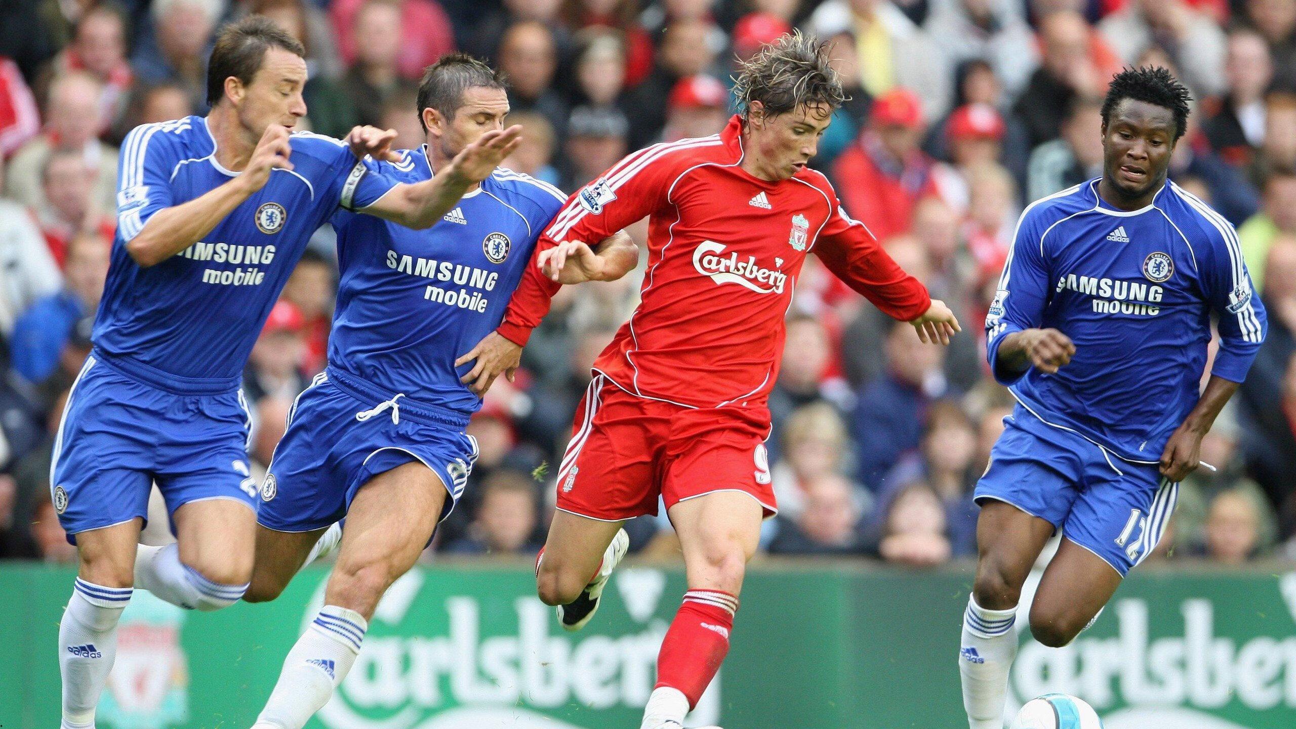 诺坎普新颜启华章 巴萨26/27赛季主场战袍谍照曝光 经典红蓝注入建筑灵魂